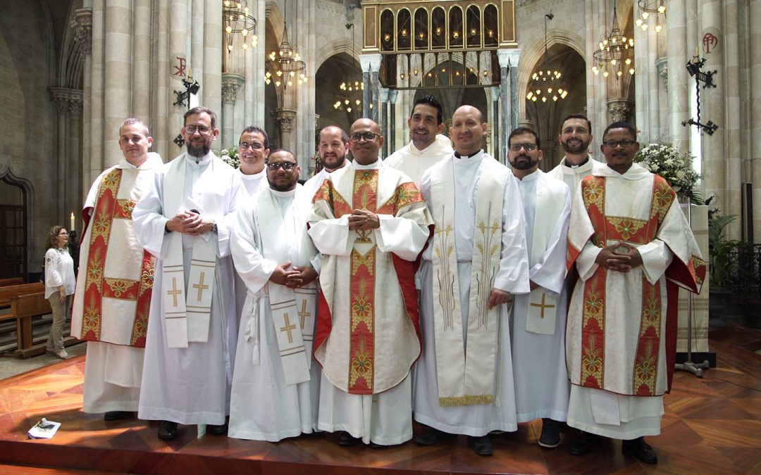Ordenación sacerdotal y diaconal